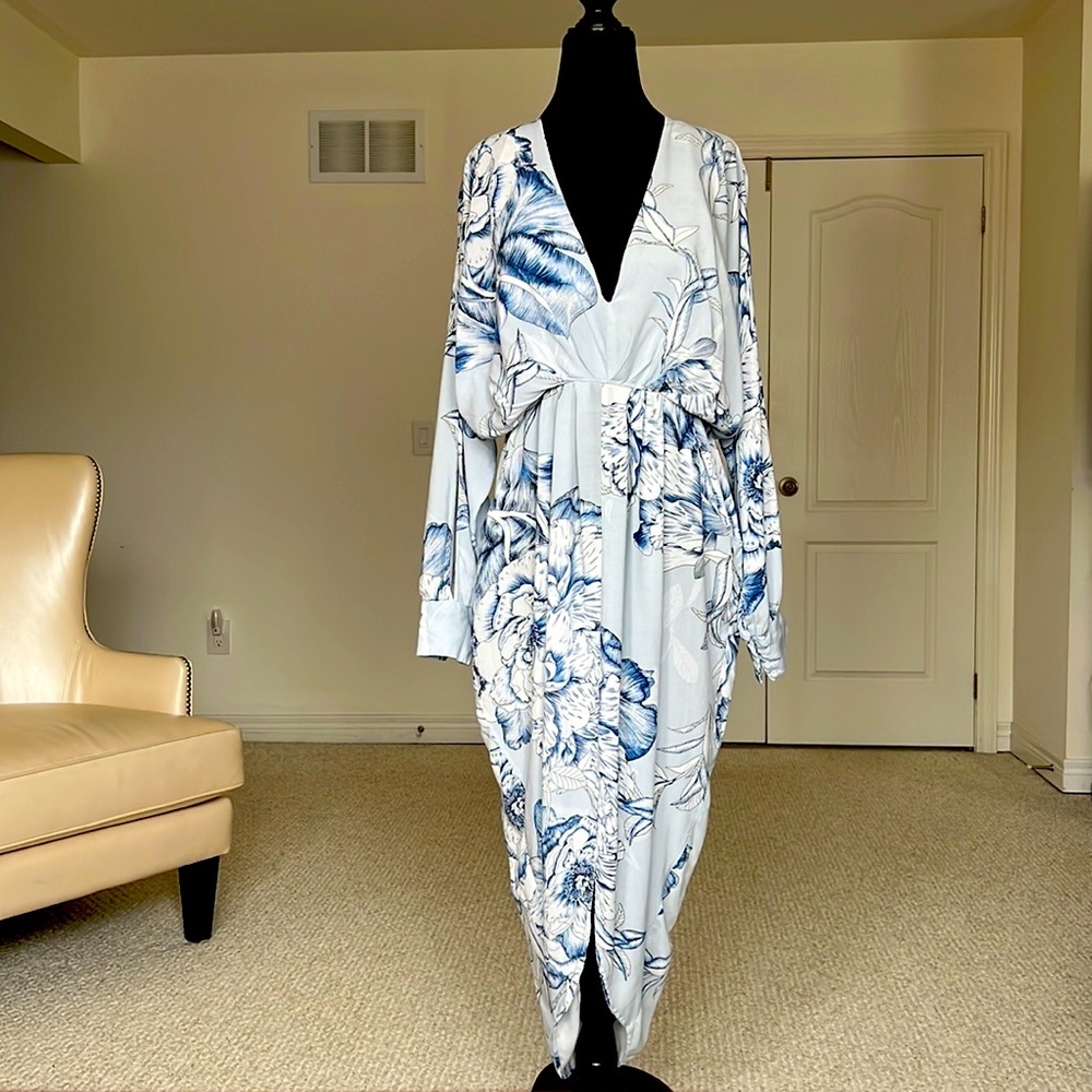 JAASE blue floral midi dress.